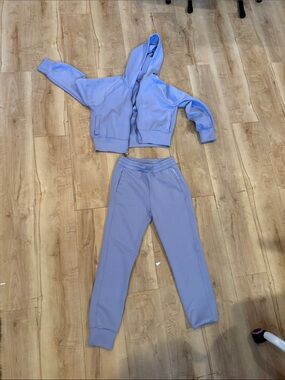 Abercrombie kids Lilac Hoodie & Jogger Set